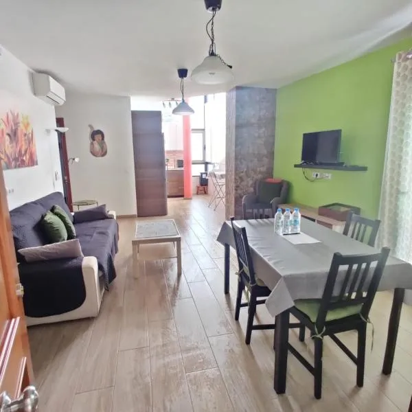 La Majorera Luminoso apartamento de 3 dormitorios en Puerto del Rosario, hotel in Puerto del Rosario