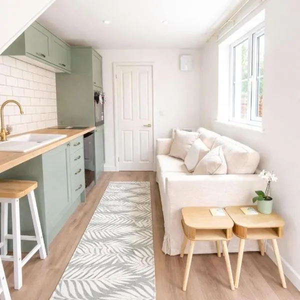 Modern Cotswolds Studio, hotell i Bishops Cleeve