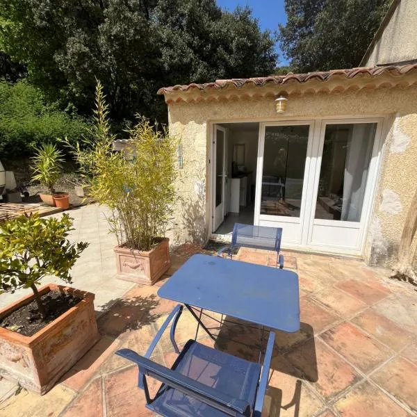 Studio près de la mer, hotel v mestu Gassin