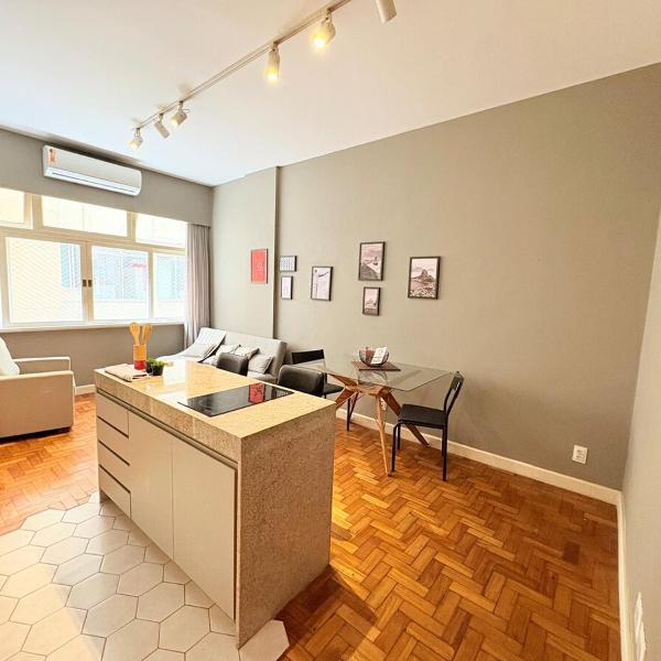 Copacabana Apartment for 4 1 Bedroom 1 Min from the Beach