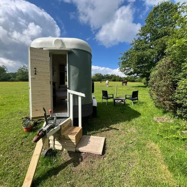 Loughborough में, होटल The Horse Trailer - Farm Stay