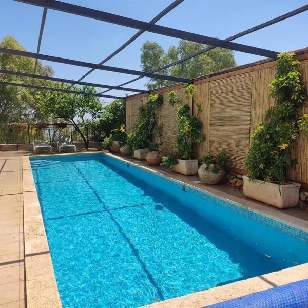 נופש בפינה, hotell i Rosh Pinna