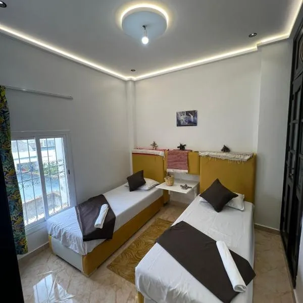 Twin bed studios in the city center - Bab Nouader, hotel v destinaci Tetuán