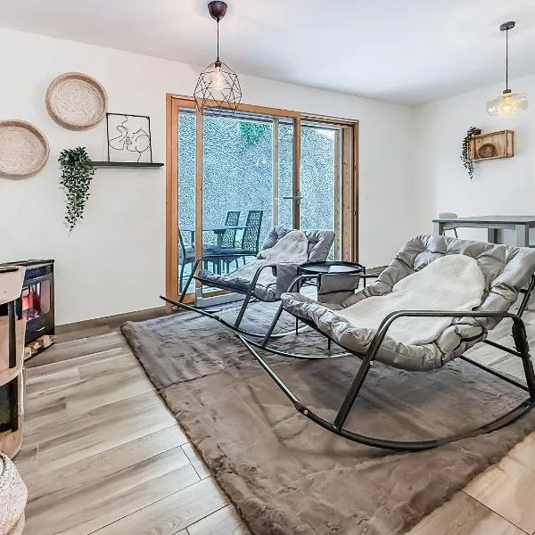 Apartment Lotus، فندق في أوفروناز