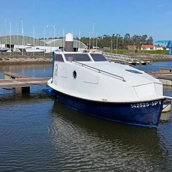 The Boat, Hotel in Ovar