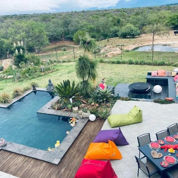 hippomoon lodge game reserve, hotel u gradu Hoedspruit