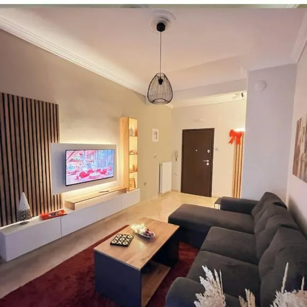 Maison Centrale - Free Private Parking - Luxury Stay in Serres Center, khách sạn ở Serres