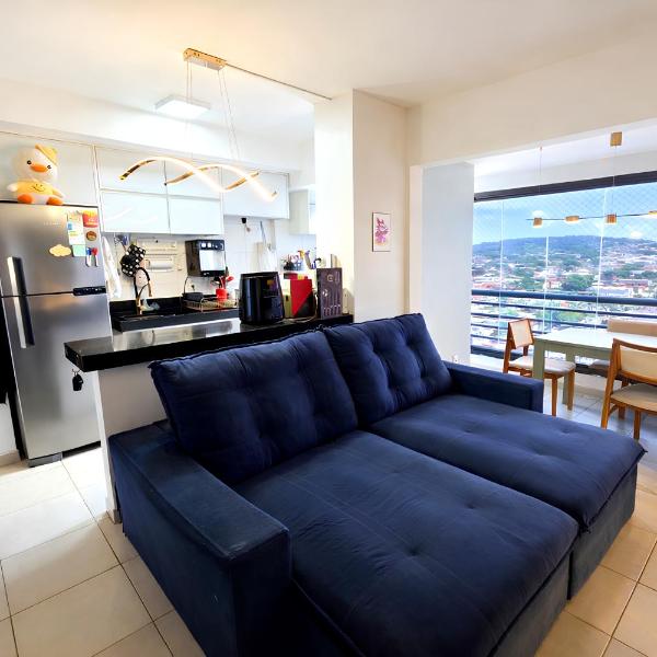 Apartamento com Vista Panorâmica, Varanda e Conforto l 2 Quartos