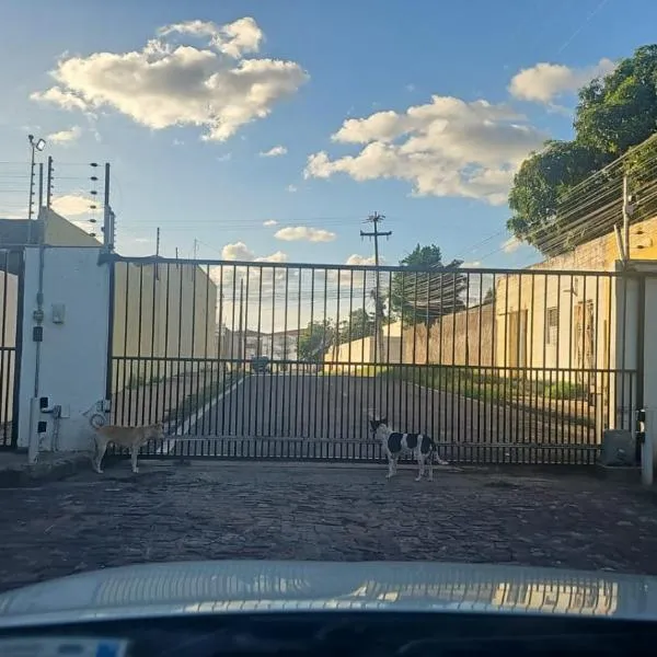 Apartamento Simples em Teresina com 02 Quartos, hotell i Teresina