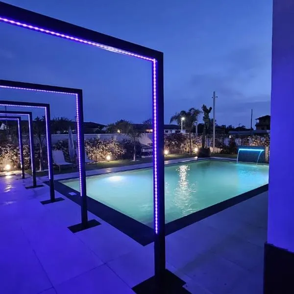 Viroga Suite Apartments, hótel í Castel Volturno