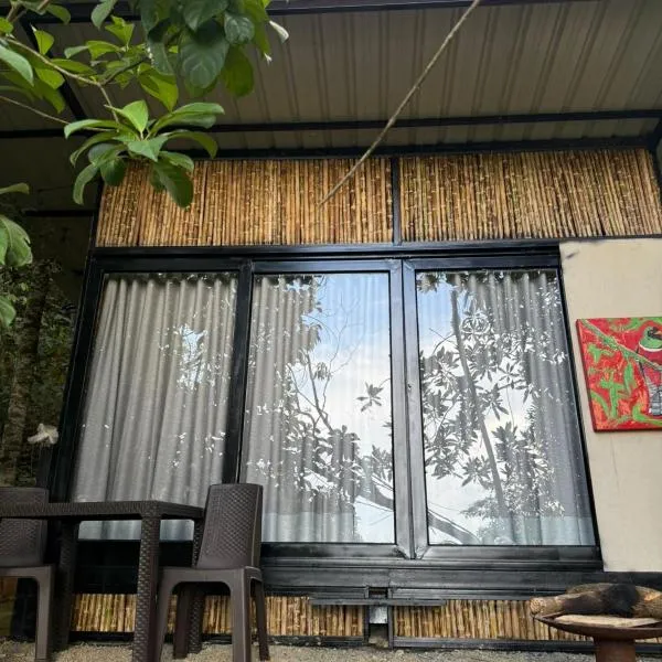 Eco Meeting, hotel u gradu Kali