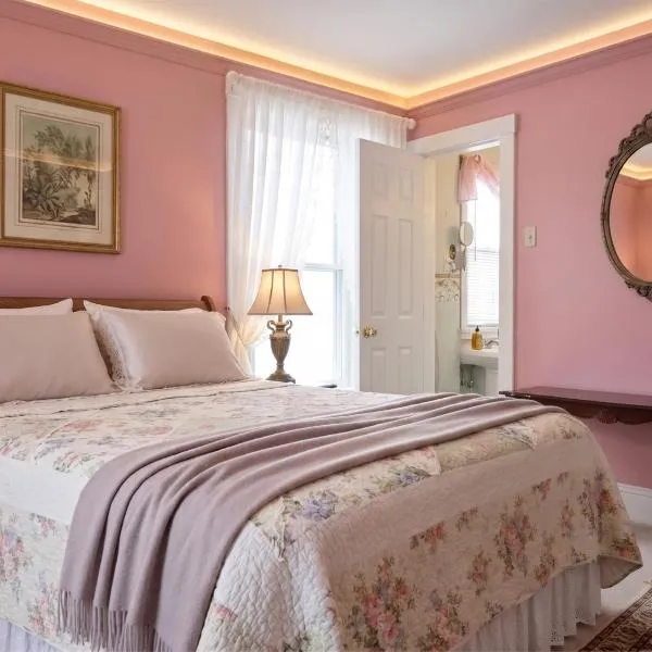 Strathaird Bed and Breakfast, hotell Niagara Fallsis