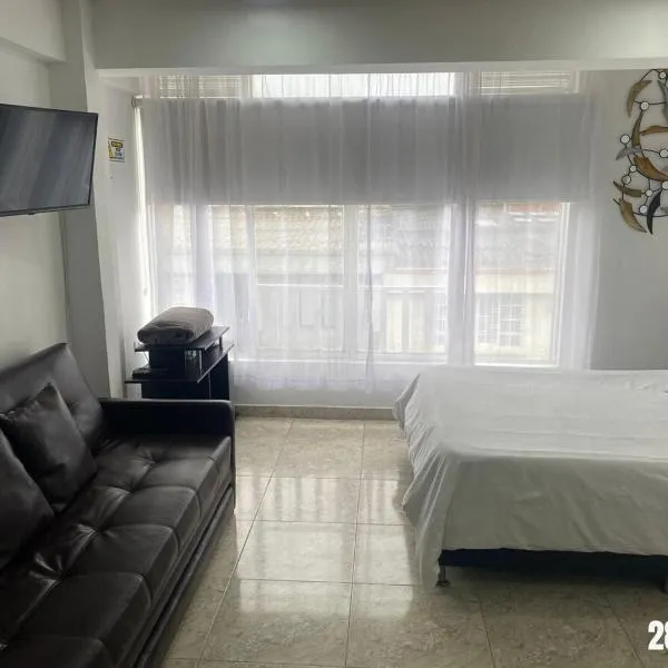 Mi pequeño hostal L 3 โรงแรมในซานตาโรซา เดกาบัล