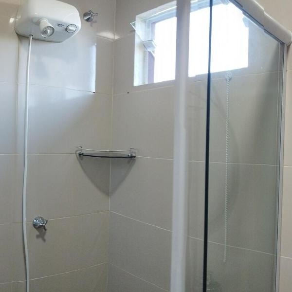 Casa com Lago de Peixe, Fogão a Lenha e Churrasqueira - Foto 3