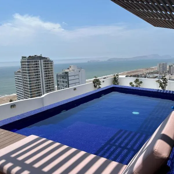 Albano, Ocean view and pool near Miraflores and airport, hótel í Lima
