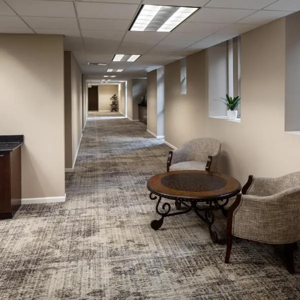 The Elms Hotel & Spa, a Destination by Hyatt Hotel, hotel di Excelsior Springs