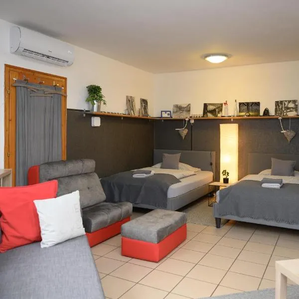 Borálom Stúdió Apartman Tokaj: Tokaj şehrinde bir otel