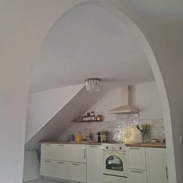 Amira home suite, hotel u gradu Sant Pere de Ribes