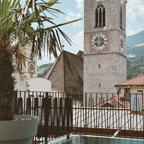 ADLER Historic Guesthouse – hotel w mieście Bressanone