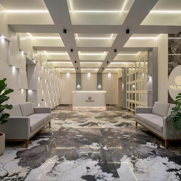 Valmere Chery Blossom Suites, hótel í Shillong
