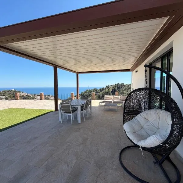 그라나다에 위치한 호텔 Vivienda en Granada, Cortijo Balcón Cotobro, Almuñécar, Casa con piscina y vistas increíbles