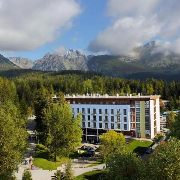 Hotel CROCUS, hotel di Štrbské Pleso