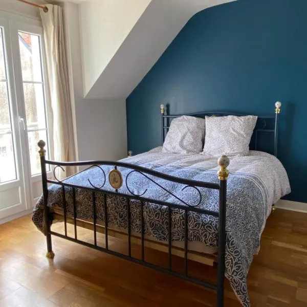 Chambre Orion - Calme et lumineuse, hotel din Montbazon