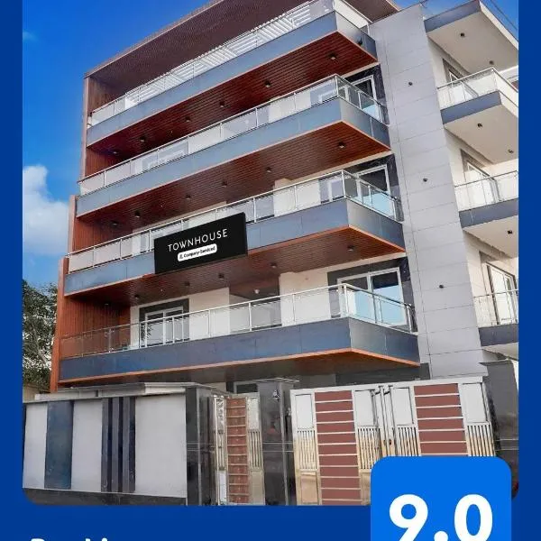 Super Townhouse Sector 93 Noida Expressway, hotel din Noida