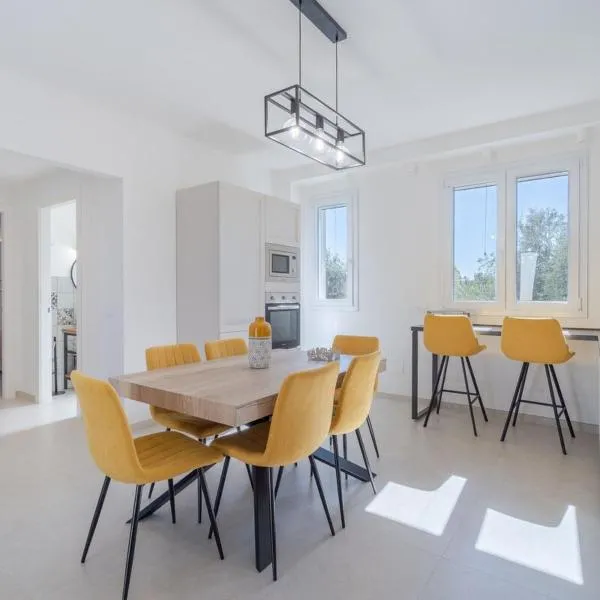 Boutique Apartment Sea Family, hotel in Avola