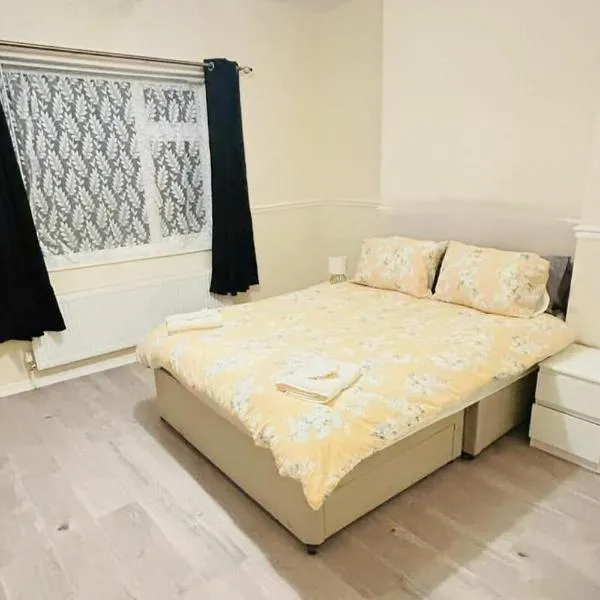 Pets - Parking - Patio - WiFi - Sleeps 4, hotel en Coundon