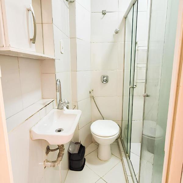 Apartamento Confortável - Wi-fi, Ar a 2 min da praia - Foto 3