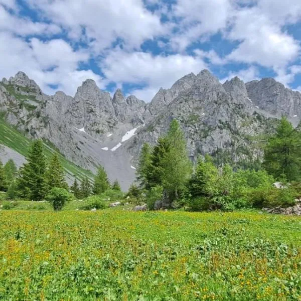 BLACK DOLOMYTE Apartment, hotel v mestu Schilpario