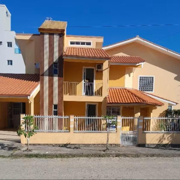 Casa de Praia em Palmas para 10 hóspedes, 2 min da Praia - Ideal para Família