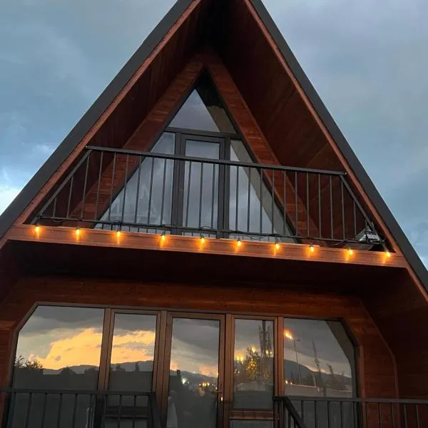 Nakas cottage: Tiflis'te bir otel