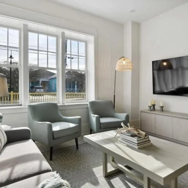 Luxury Bay St Louis Condo Old Town BSL、ベイセントルイスのホテル