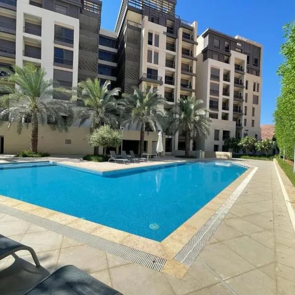 شاليهات العقبة قرية الراحة AL RAHA LUXURY Apartment, hotel in Aqaba