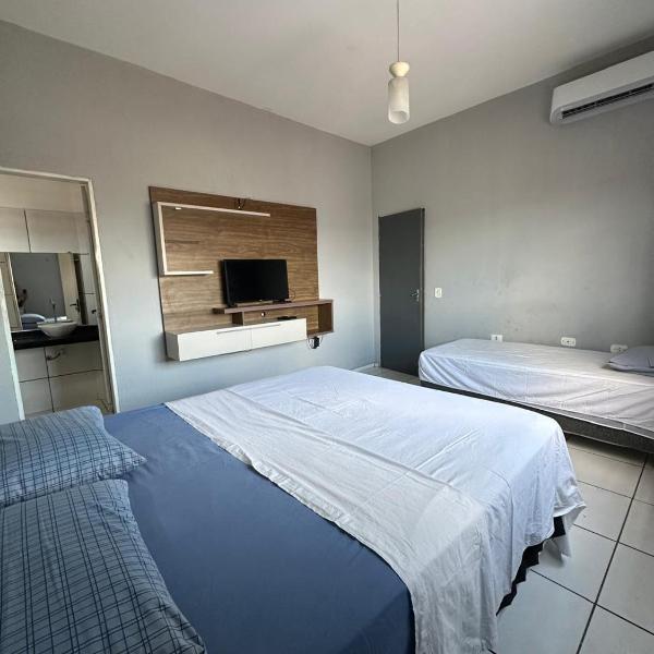 Casa com 2 SUÍTES, Cozinha equipada, Garagem, Wi-Fi, Próxima a Rodoviária, check-in automático das 21h as 08h - Foto 2