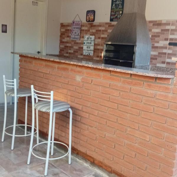 Recanto Sossego Wi-Fi 3 quartos 3 banheiros 2 chuveiros Espaço amplo churrasqueira - Foto 3