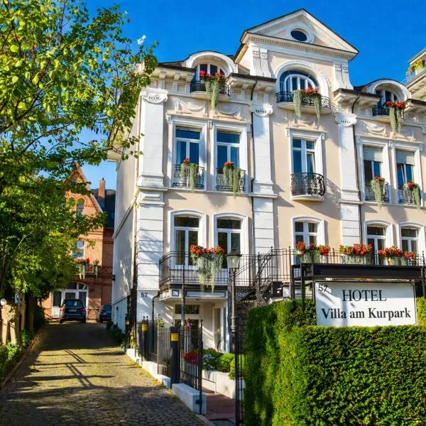 Hotel Villa am Kurpark โรงแรมในบาดฮอมบูร์ก ฟอร์ แดร์เฮอเฮอ