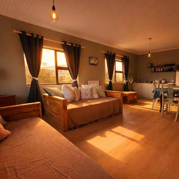 At the Indi, hotel di Struisbaai