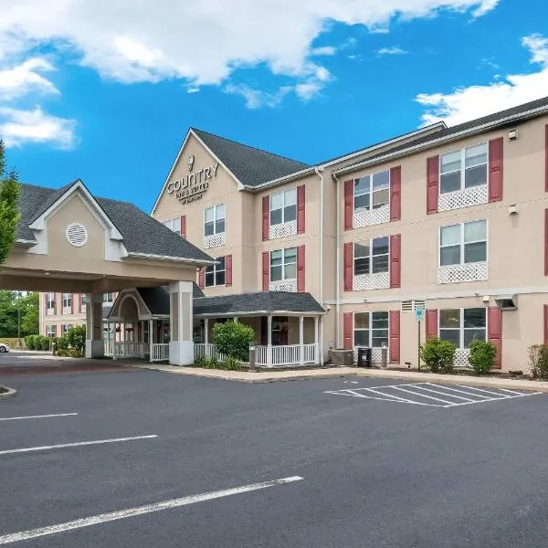 Country Inn & Suites by Radisson, Harrisburg Northeast - Hershey: Harrisburg şehrinde bir otel