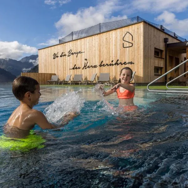 Almfamilyhotel Scherer, hotel v destinaci Obertilliach