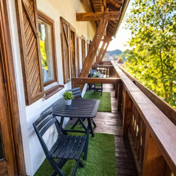 Mountain view apartments, готель у місті Бад-Міттерндорф