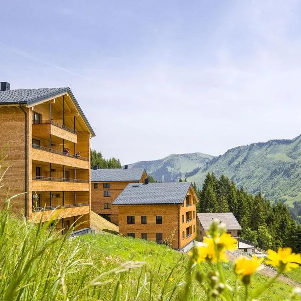 Alpenstolz Damüls Haus 1 - Stilvoll urlauben in den Bergen, hotel en Damüls