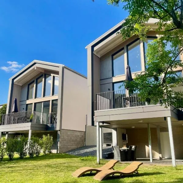 Ferienhaus MOSELLODGE – hotel w mieście Enkirch