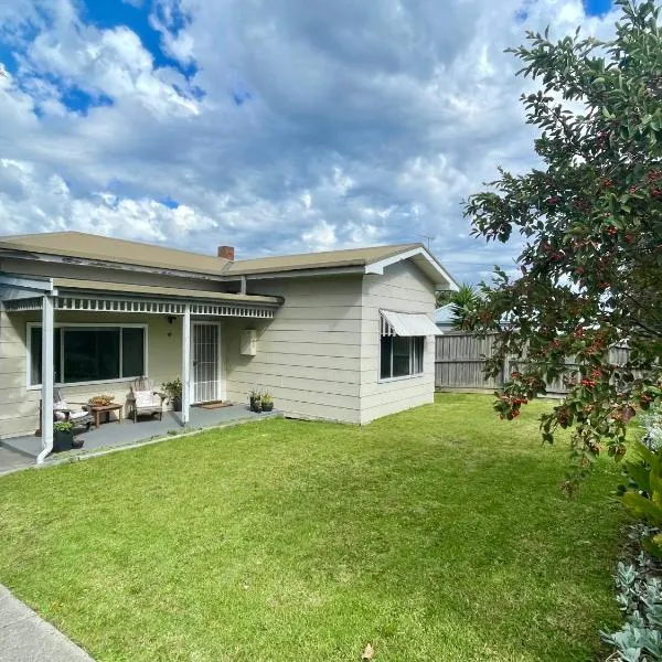Marjalis Cottage, your perfect country getaway!, hotel en Wonthaggi