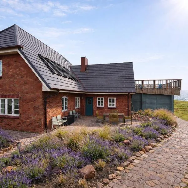 Kapitänshaus Meerblick, hotel en Langeneß