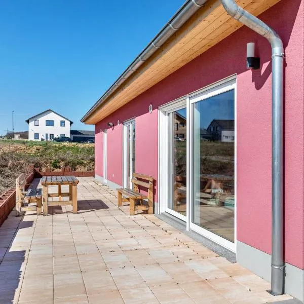 Feel Free Appartment, hotel i Rheinböllen