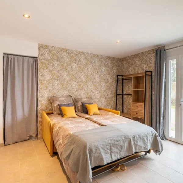 Studio Marquet avec clim et jardin, hotel v mestu Beaucaire