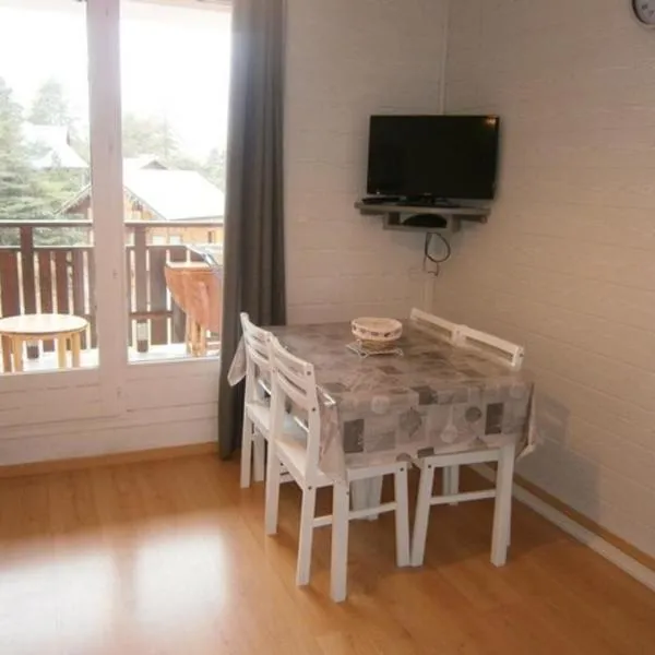 Studio Les Fontettes 2，代沃呂伊的飯店